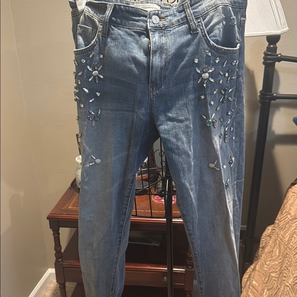 Blue Straight Leg Jeans with Rhinestone Embellishments